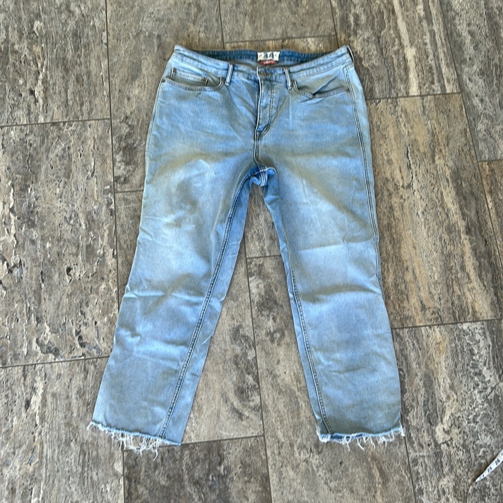Free People Blue Ankle Cropped Jeans